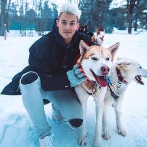 Meet your Posher, Mark